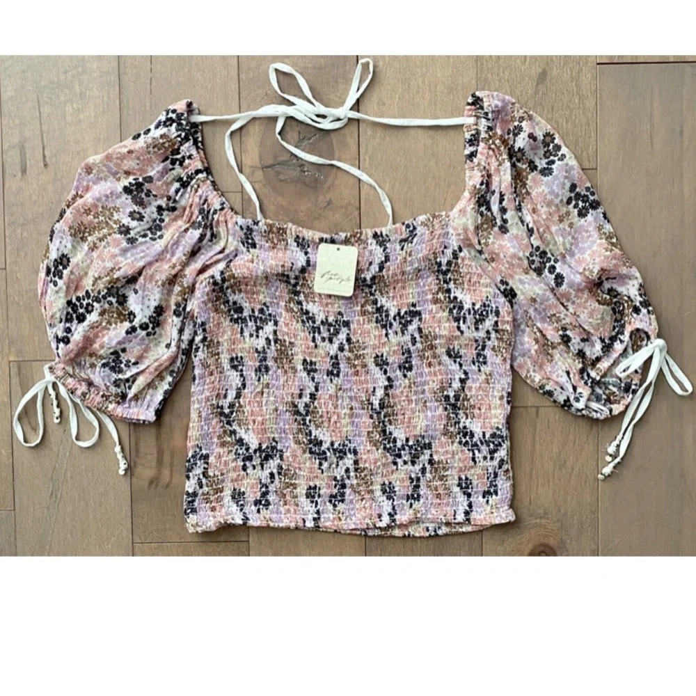 Free People Top Soft Combo Back on Top Cropped Blouse Ties at Back & Sleeves Top